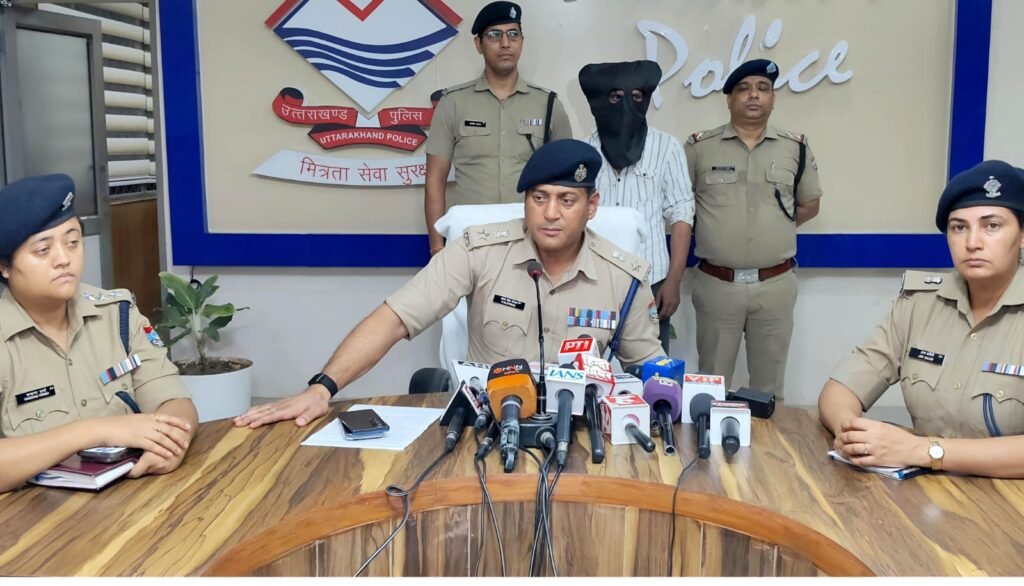 देहरादून रायपुर क्षेत्र में बुजुर्ग दंपत्ति समेत तीन की हत्या के मामले में आरोपी गिरफ्तार