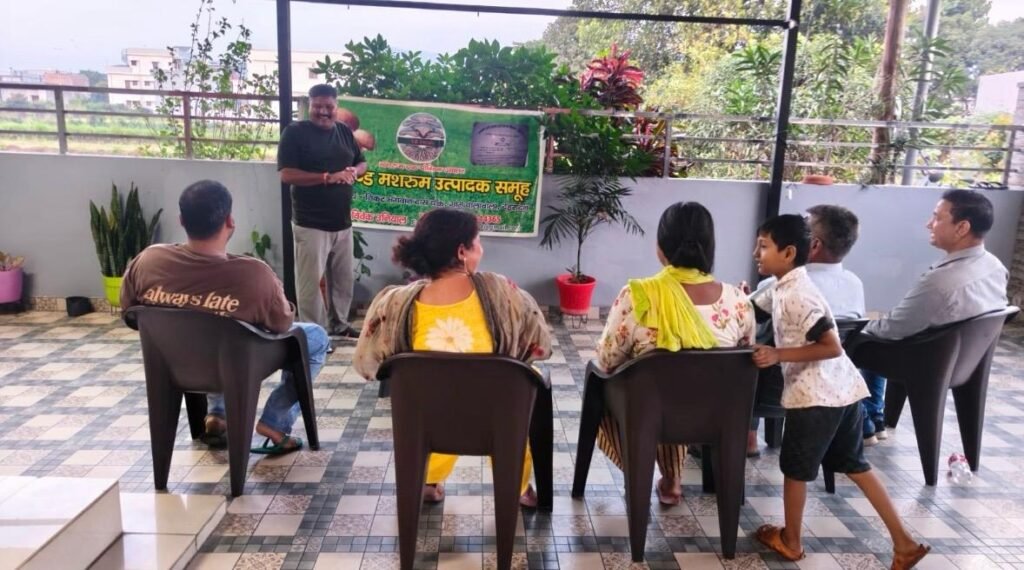 देहरादून के बालावाला में उत्तराखंड मशरूम उत्पादक समूह की पहल और पूर्व सैनिक विवेक उनियाल
