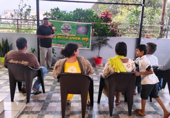 देहरादून के बालावाला में उत्तराखंड मशरूम उत्पादक समूह की पहल और पूर्व सैनिक विवेक उनियाल